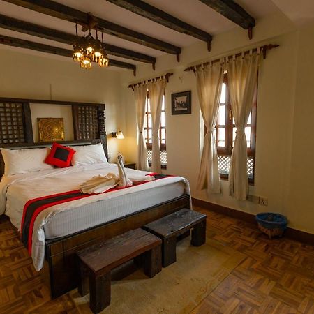 Vajra Boutique Hotel Бхактапур Экстерьер фото
